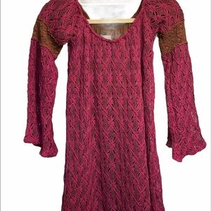Judith March crocheted dress 3/4” sleeves worn on or off shoulders Size medium